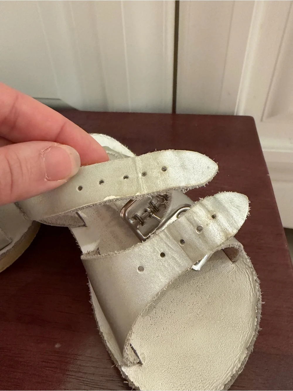 Surfer Toddler Sandals Girls 5 Silver Leather Buckle Summer Shoes